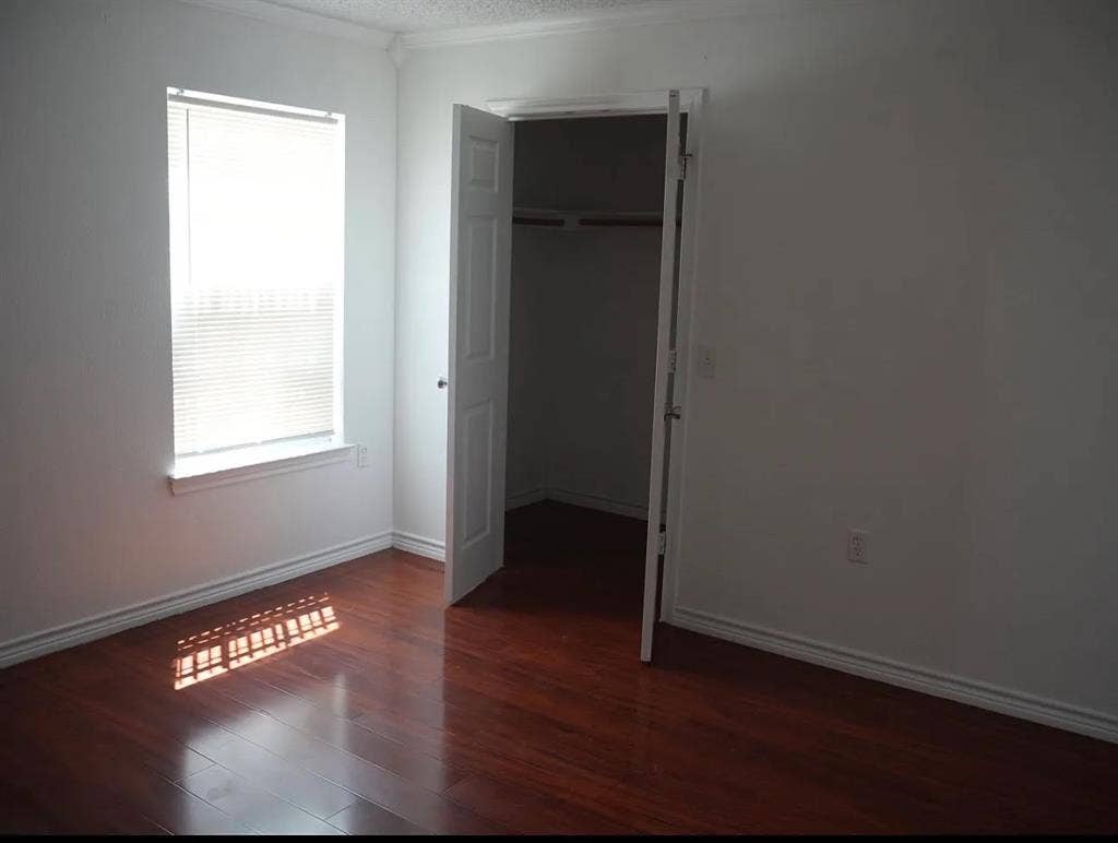 3 BR in Dallas