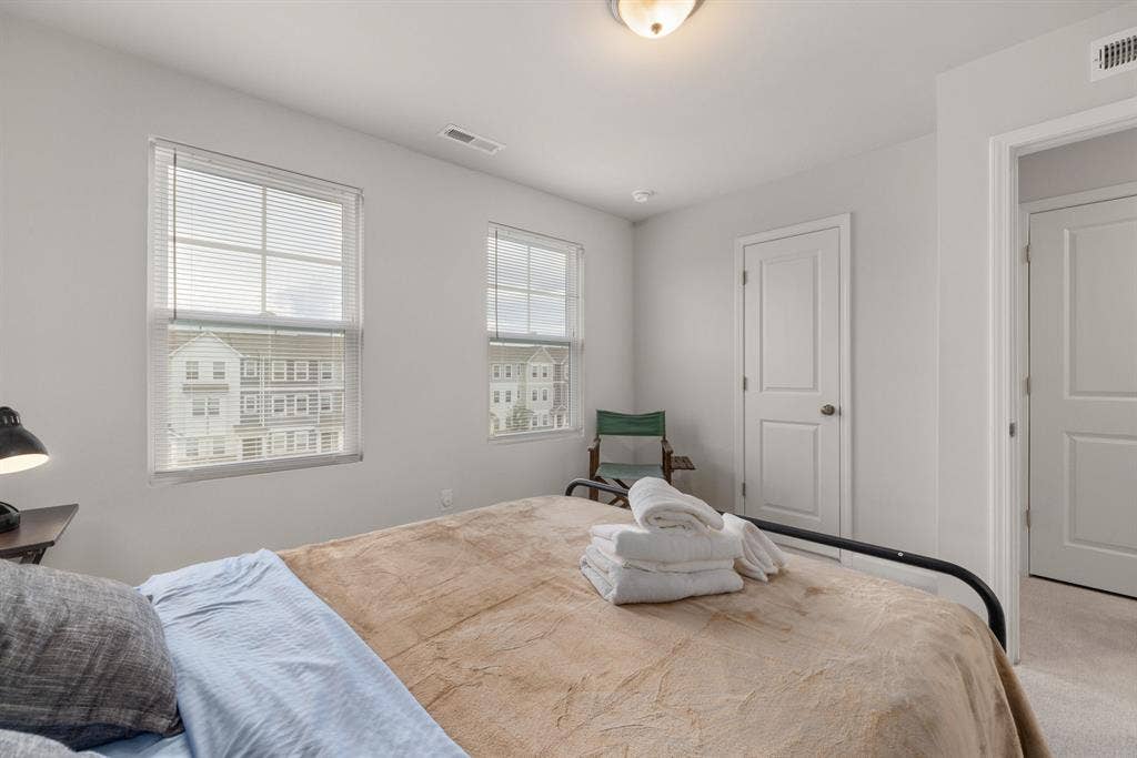 3 BR in Raleigh