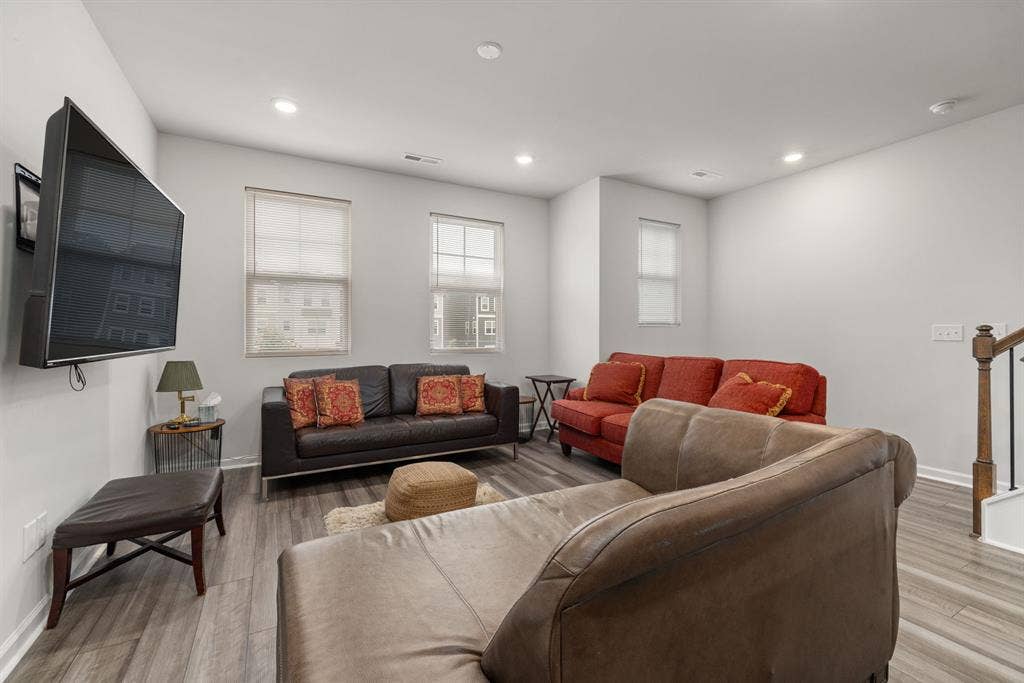 3 BR in Raleigh
