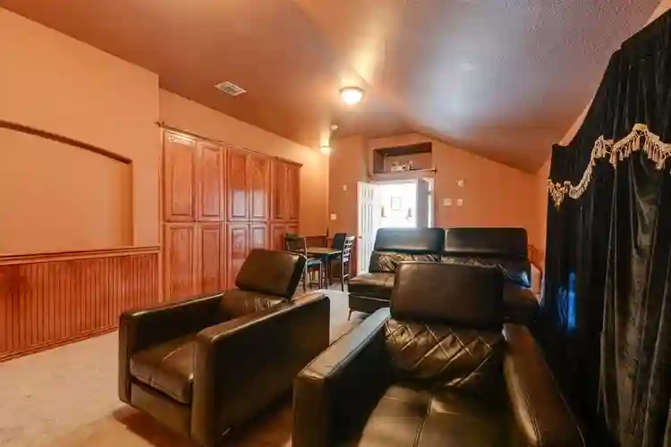 4 BR in Grand Prairie