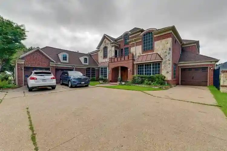 4 BR in Grand Prairie