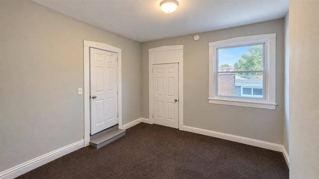 Roommate needed - Lancaster PA