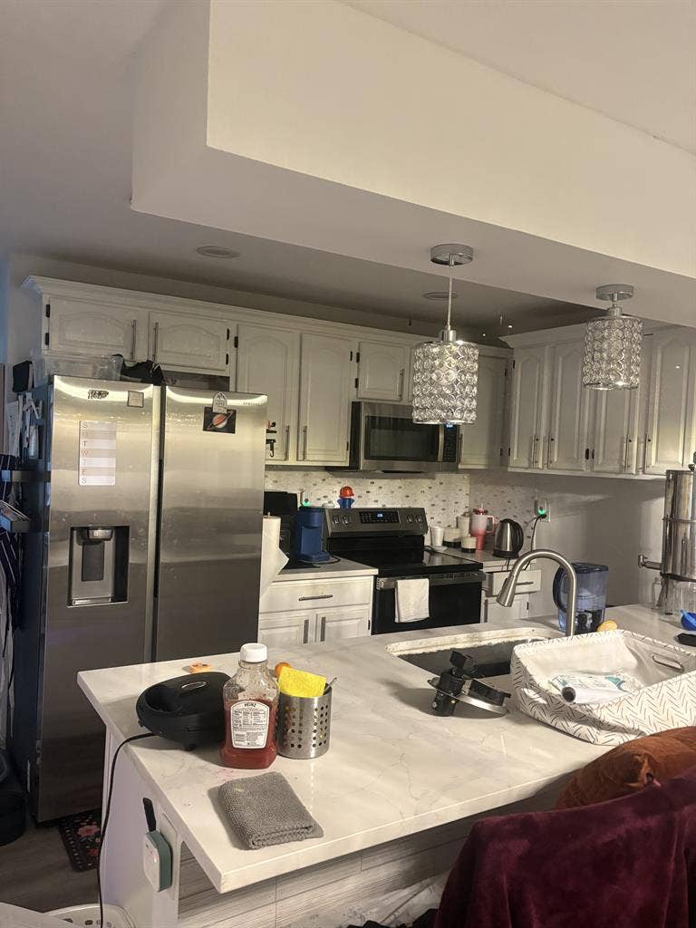 Sunrise Large room for rent