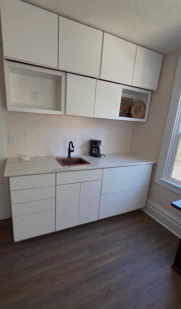 Looking for 1 roommate