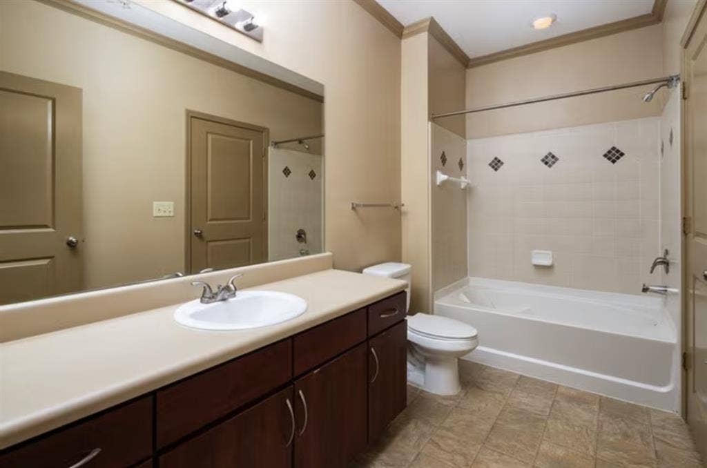 3 bedroom 2 bath apartment