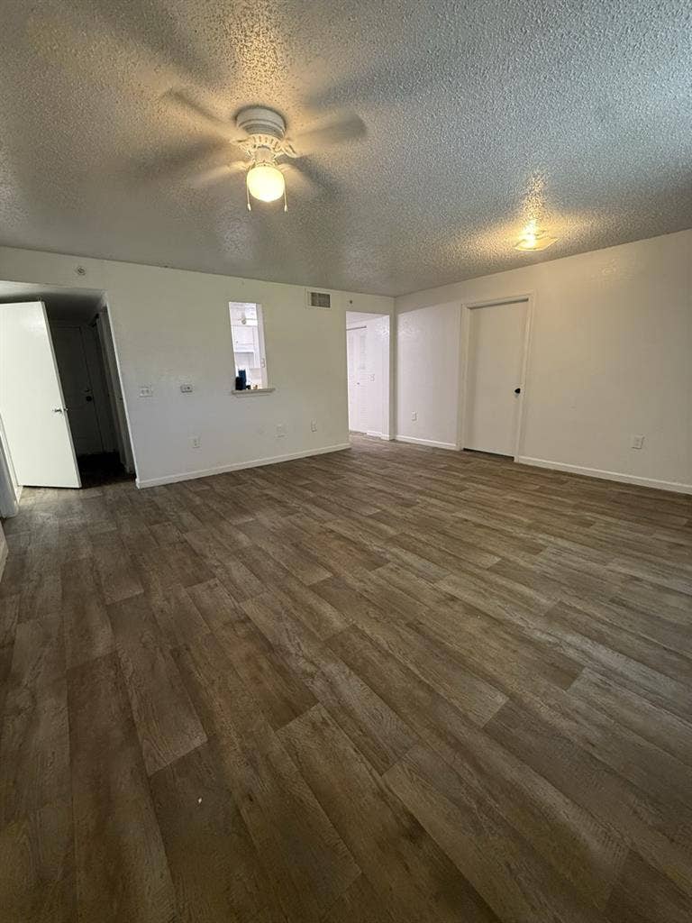 Private Bed & Bathroom (Furnished)