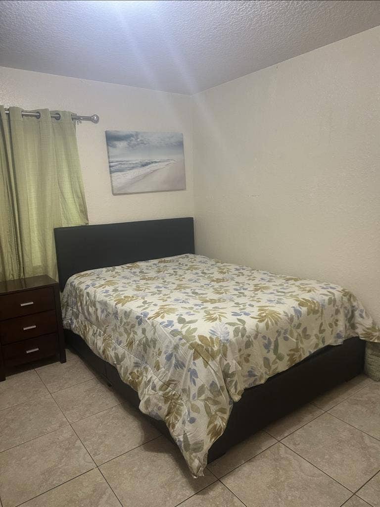 HABITACION SOLO PARA MUJERRES