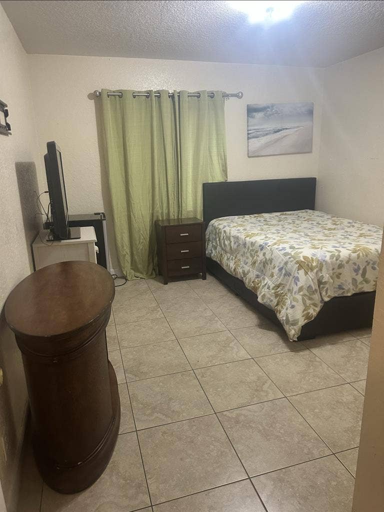 HABITACION SOLO PARA MUJERRES