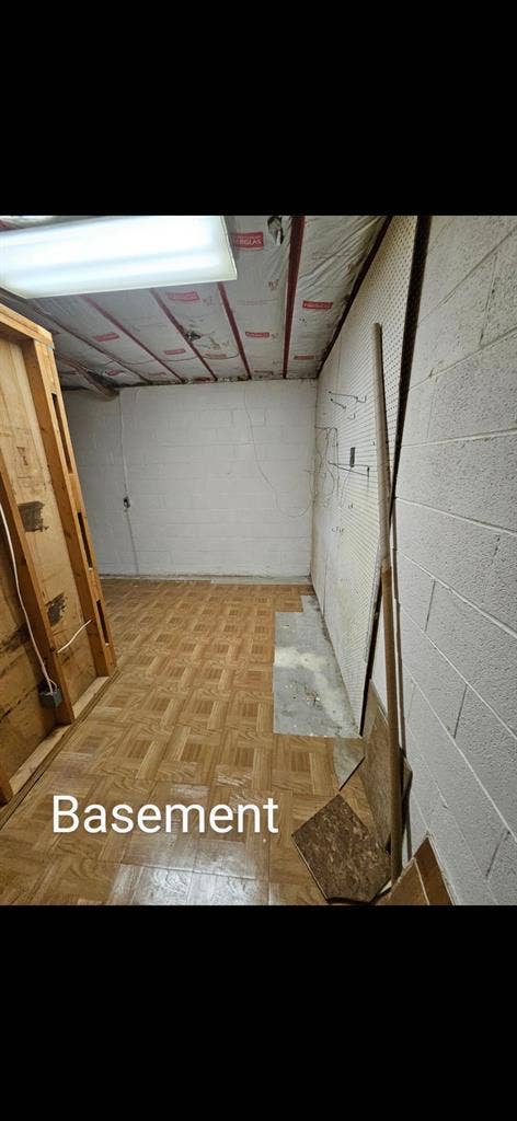 Roommate Wanted