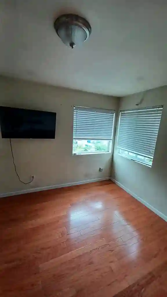 1 BR Available in North Beacon Hill