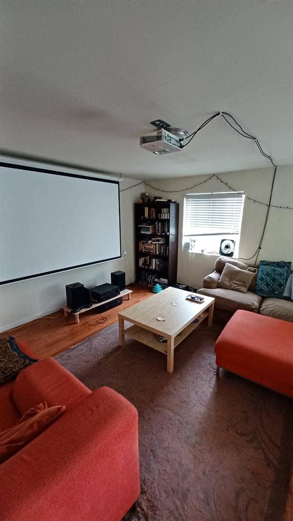 1 BR Available in North Beacon Hill