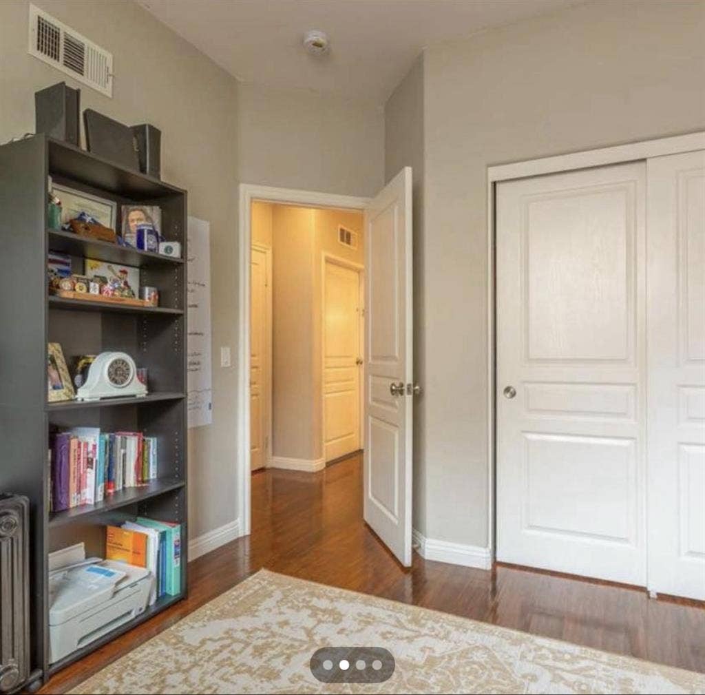 Room for rent! 3 bedroom 3 ba.