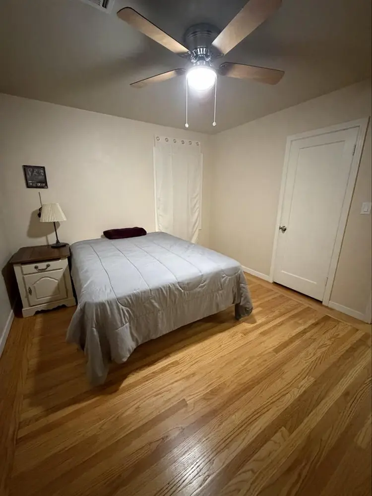 Room 1 person