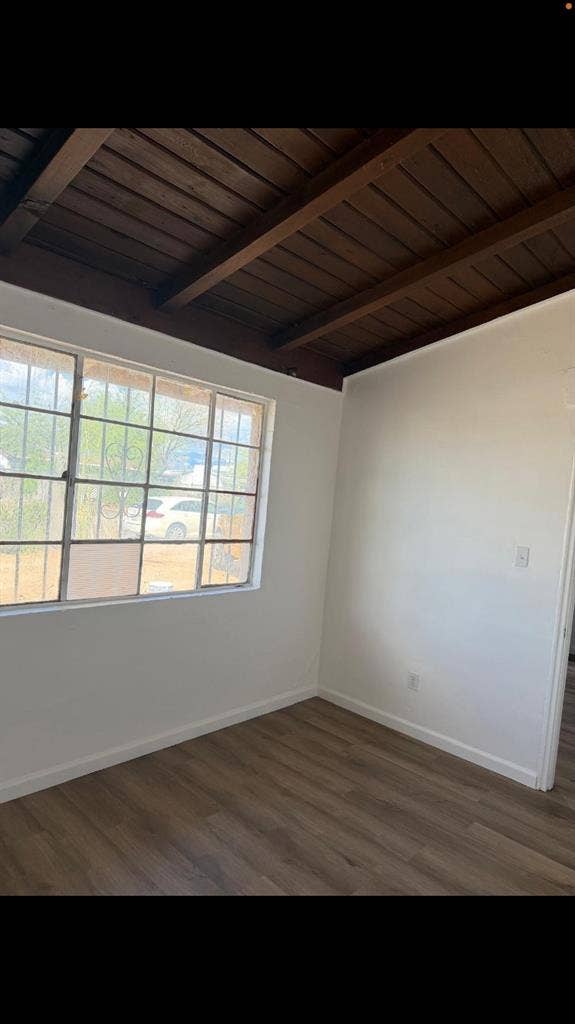 2 bedroom 1 bathroom for rent