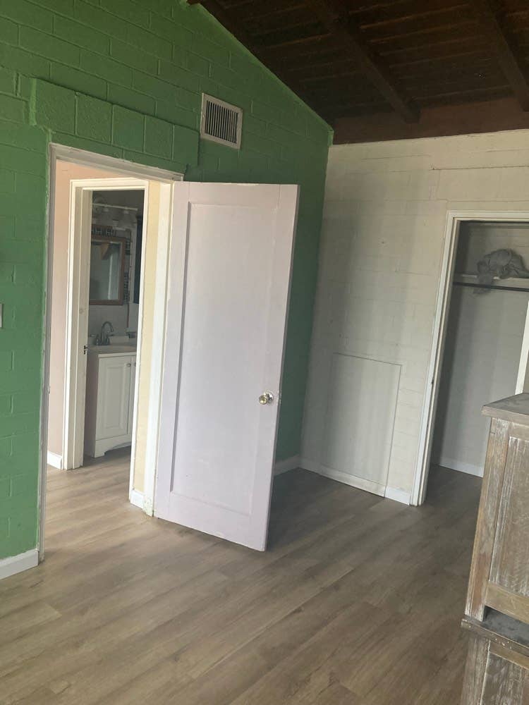2 bedroom 1 bathroom for rent