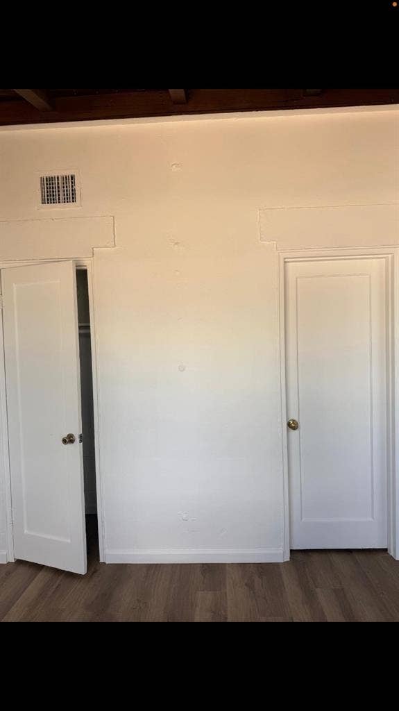 2 bedroom 1 bathroom for rent