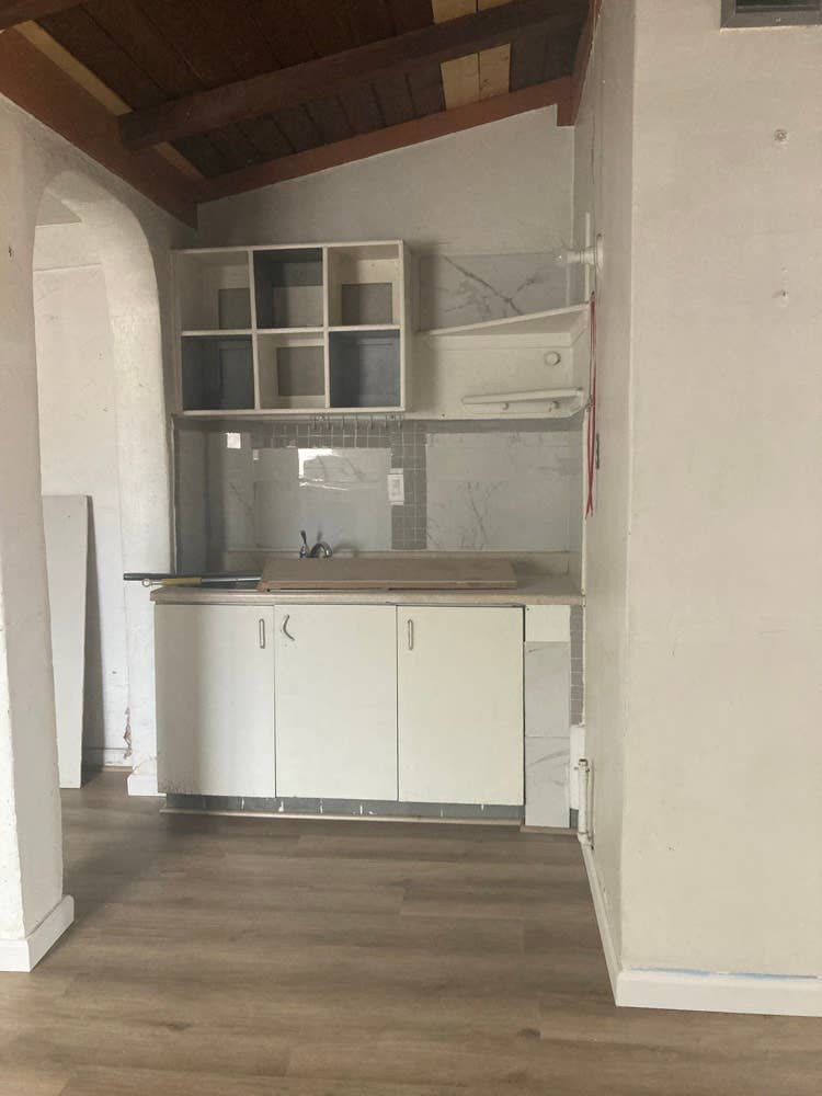2 bedroom 1 bathroom for rent