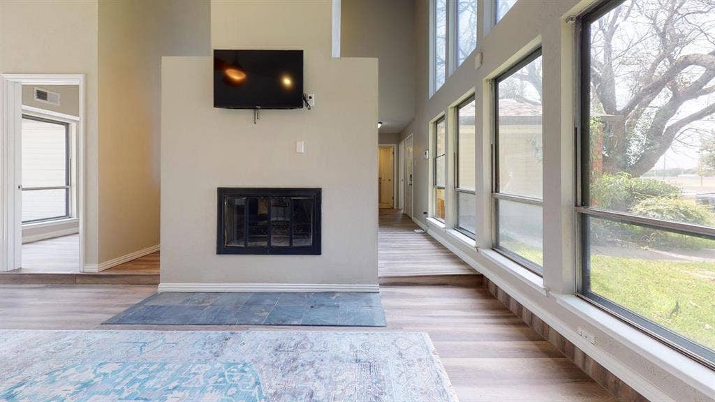 1 BR in Garland
