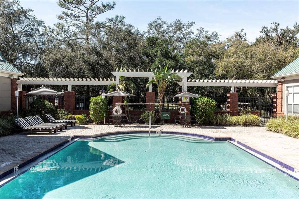 Looking to relet my room near USF
