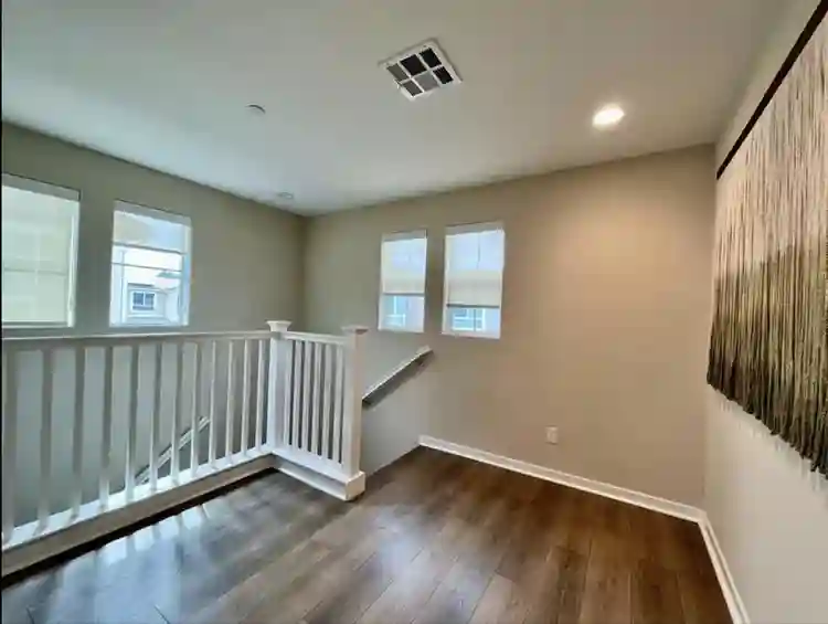 Room Available in Panorama City