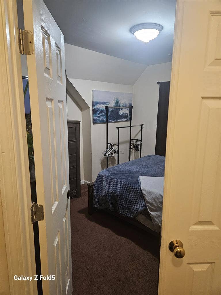 Room for rent furnished