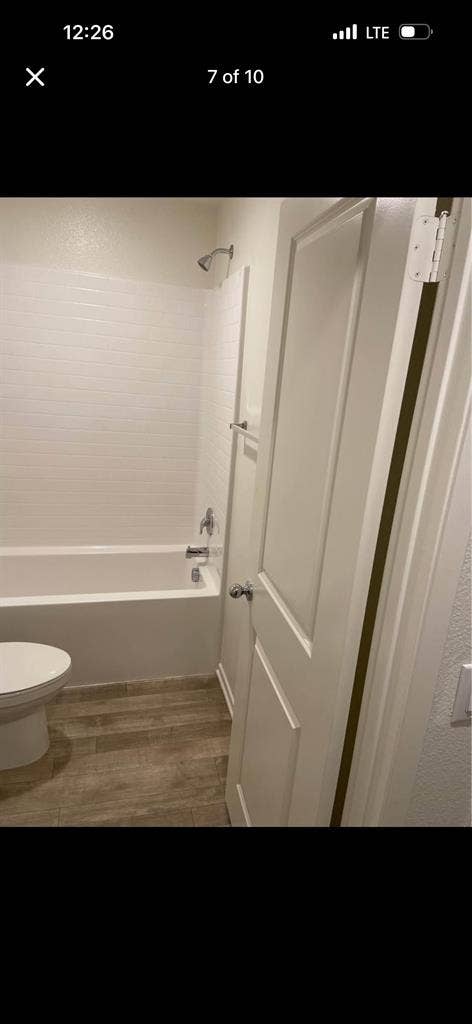 Studio for rent available NOW