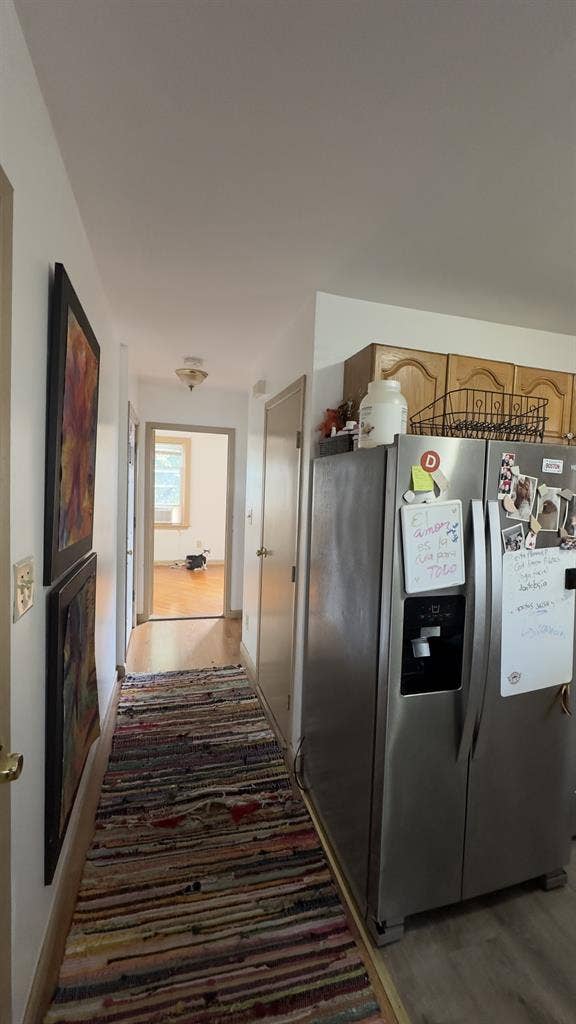 🏡 Room for Rent in Jamaica Hills
