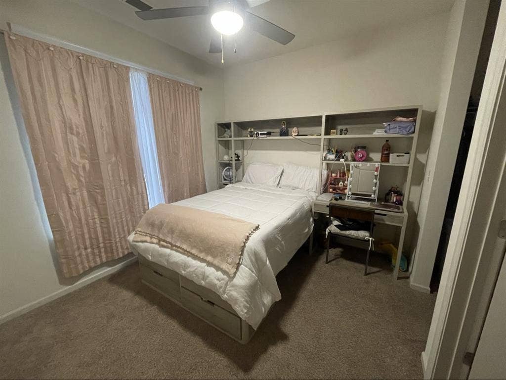 ROOM TO SUBLEASE. MOVE IN ASAP