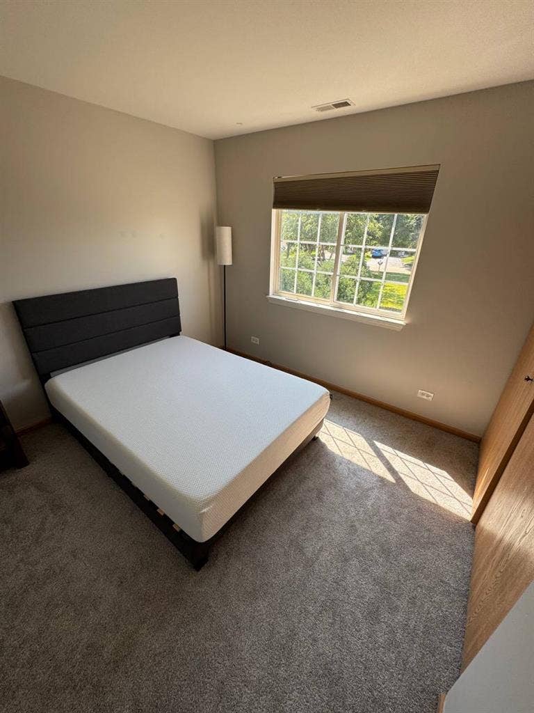 Room for rent.900$(just for girls)