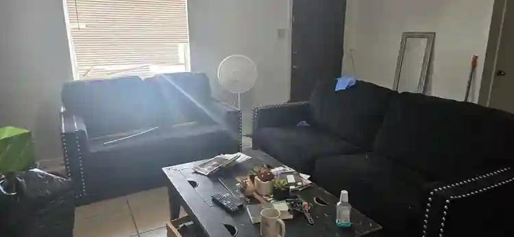 ROOM FOR RENT READ DESC