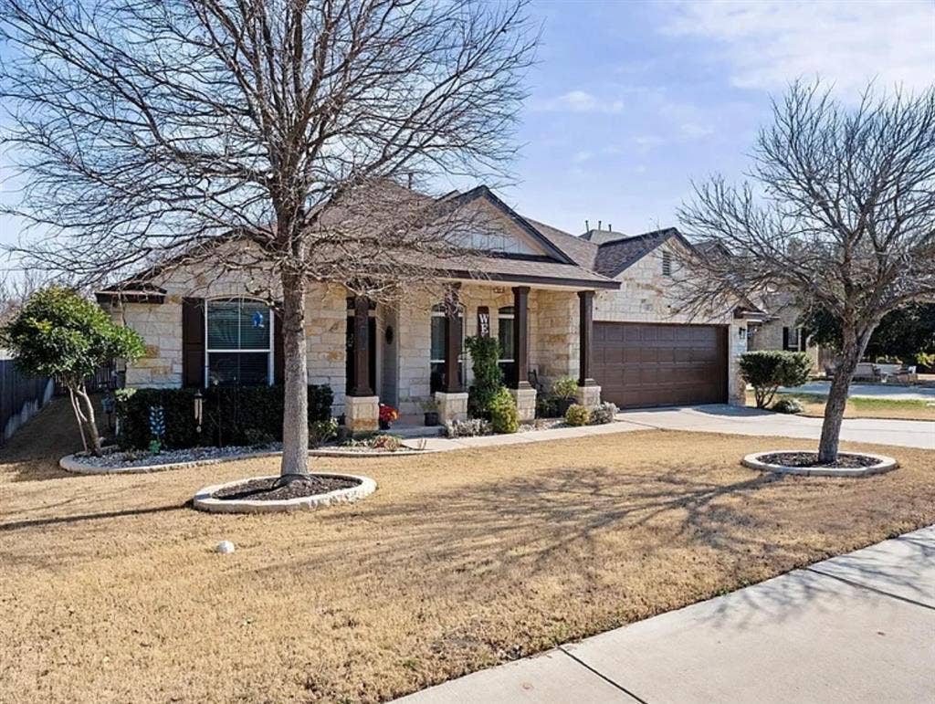 5 BR in Georgetown