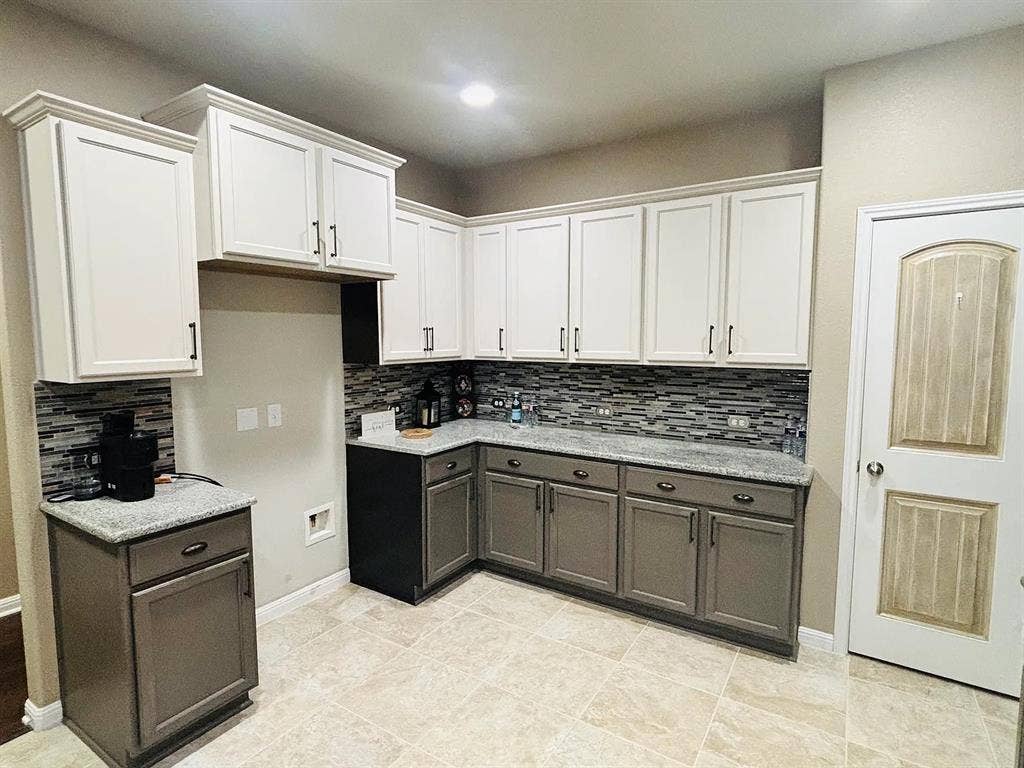 5 BR in Georgetown