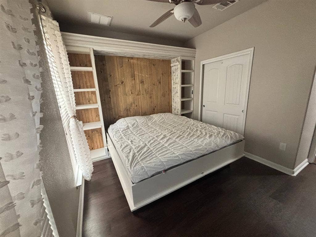 5 BR in Georgetown