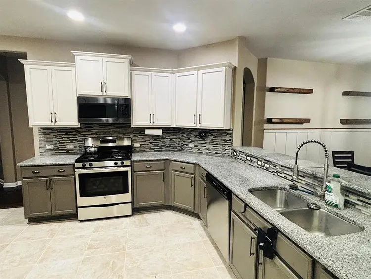 5 BR in Georgetown