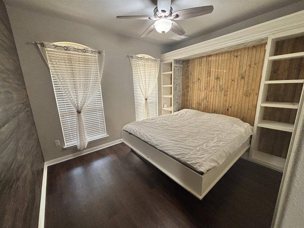 5 BR in Georgetown