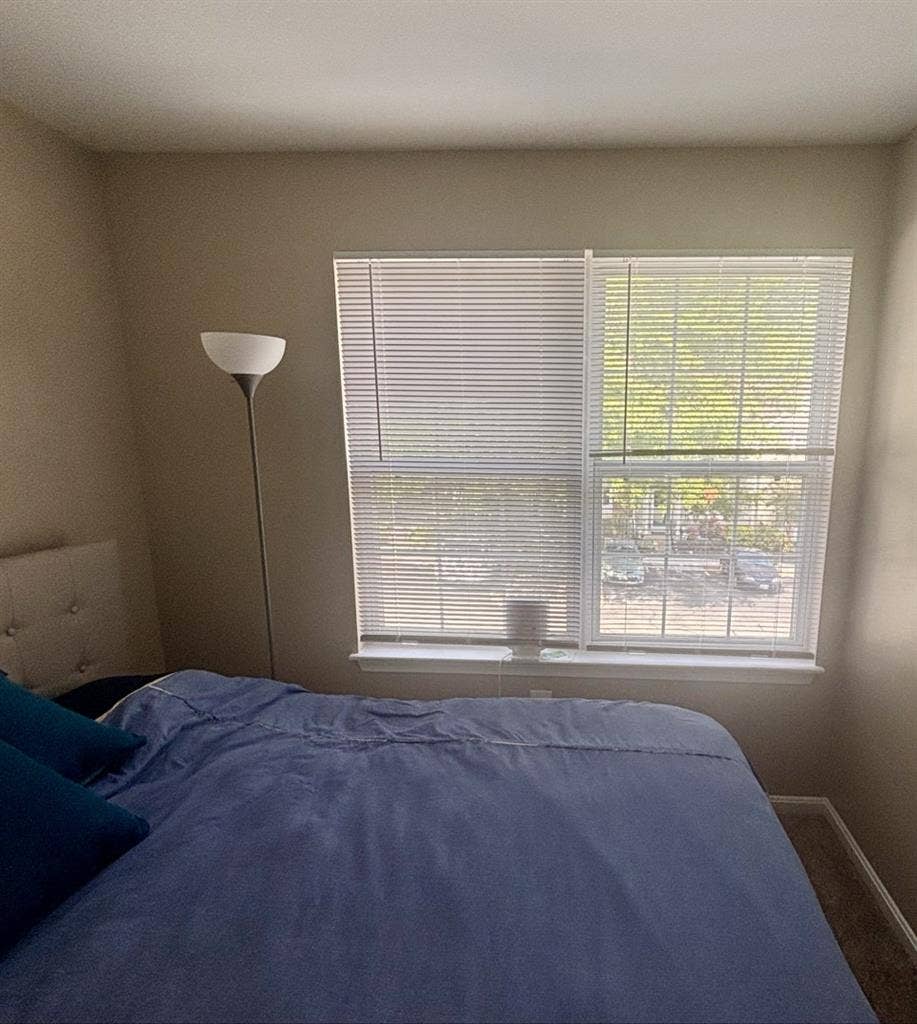 Great Room Great Annapolis Location