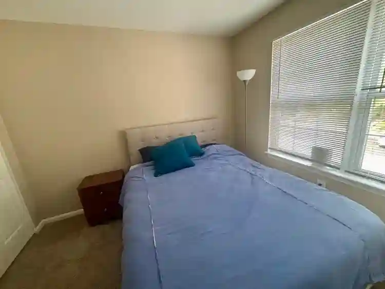 Great Room Great Annapolis Location