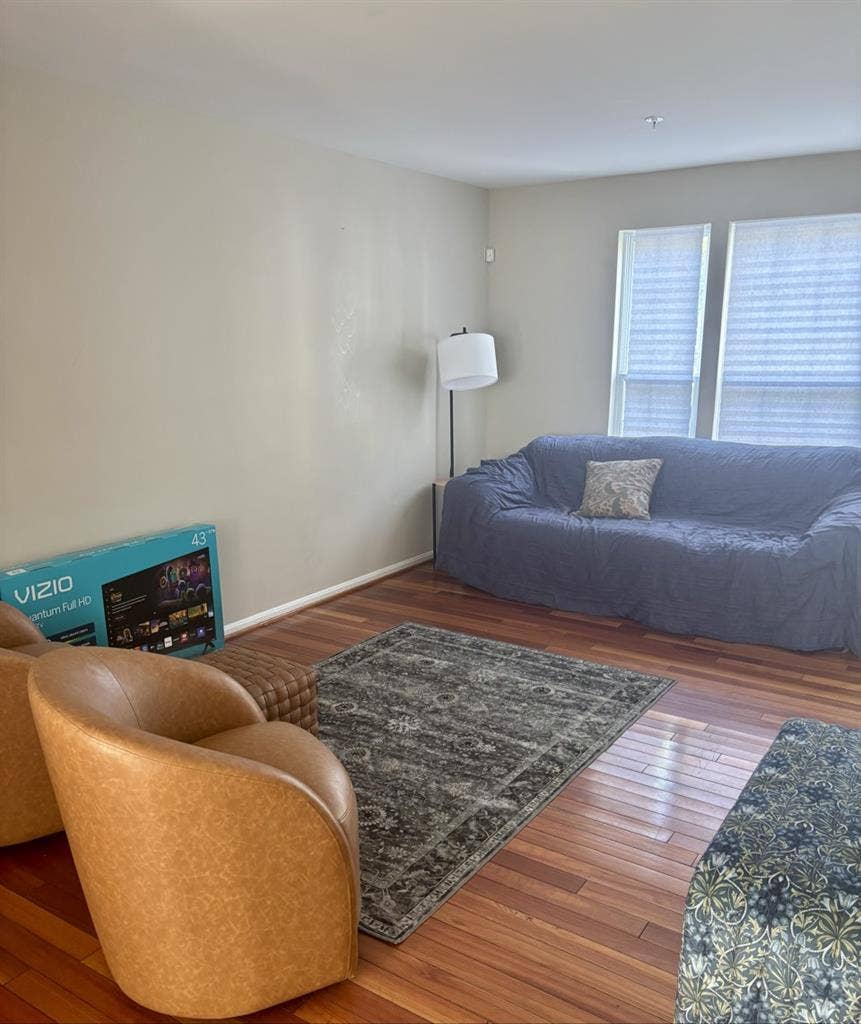 Great Room Great Annapolis Location