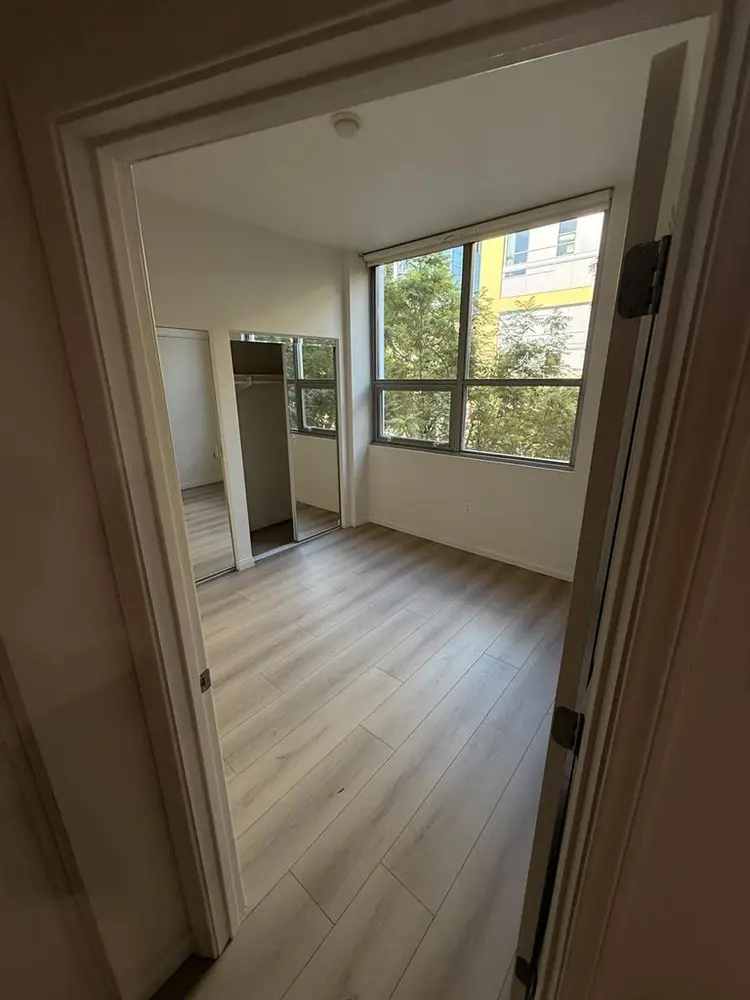 Room Available, Downtown SanDiego