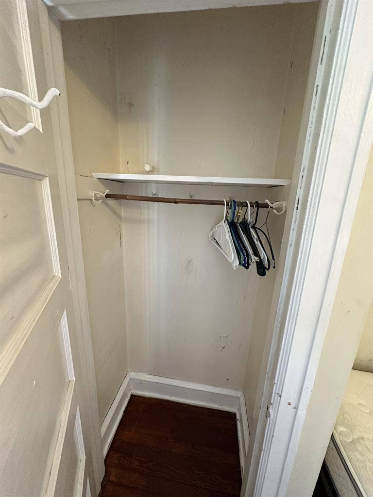Furnished Ardmore Room For Rent