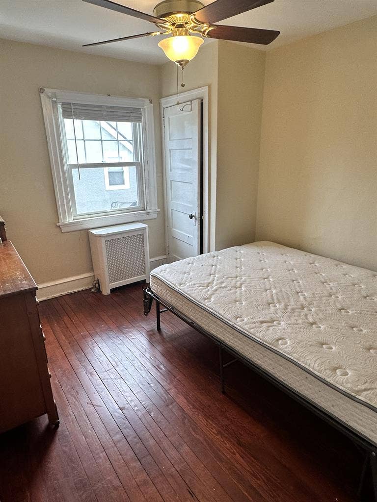 Furnished Ardmore Room For Rent