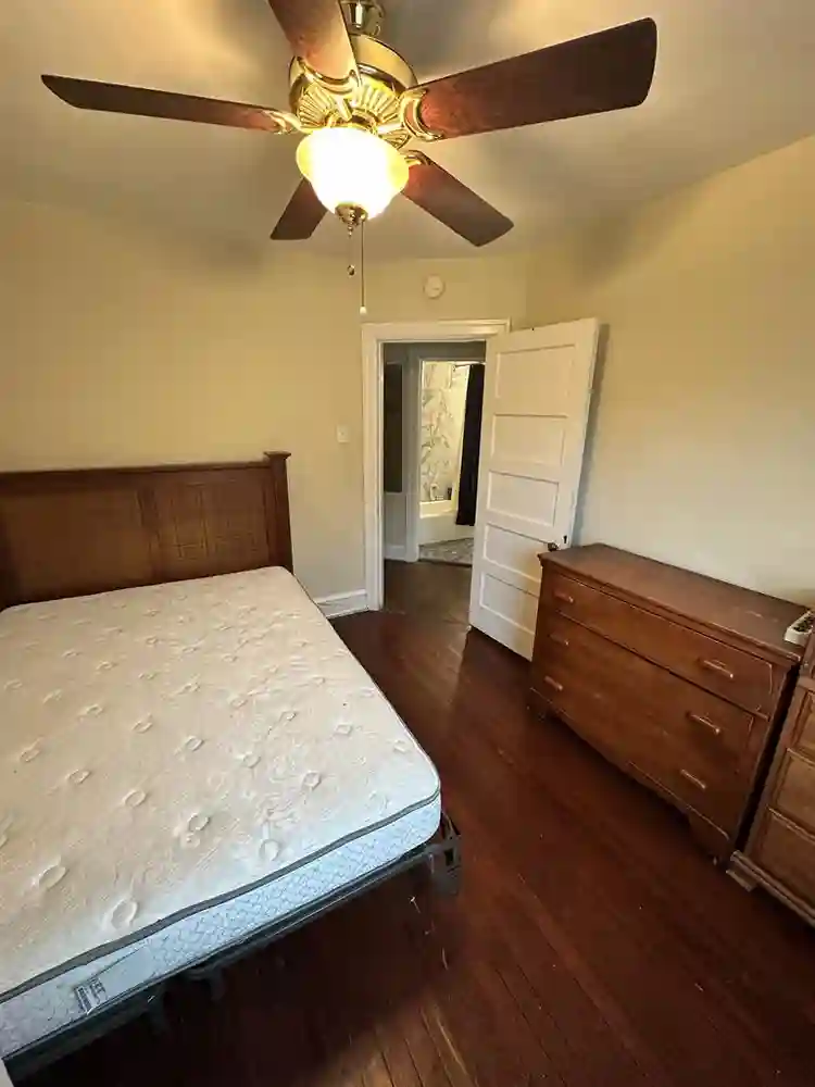 Furnished Ardmore Room For Rent