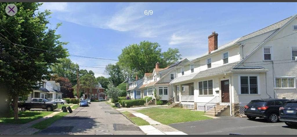 Private Ardmore Bedroom Walk 2 Town
