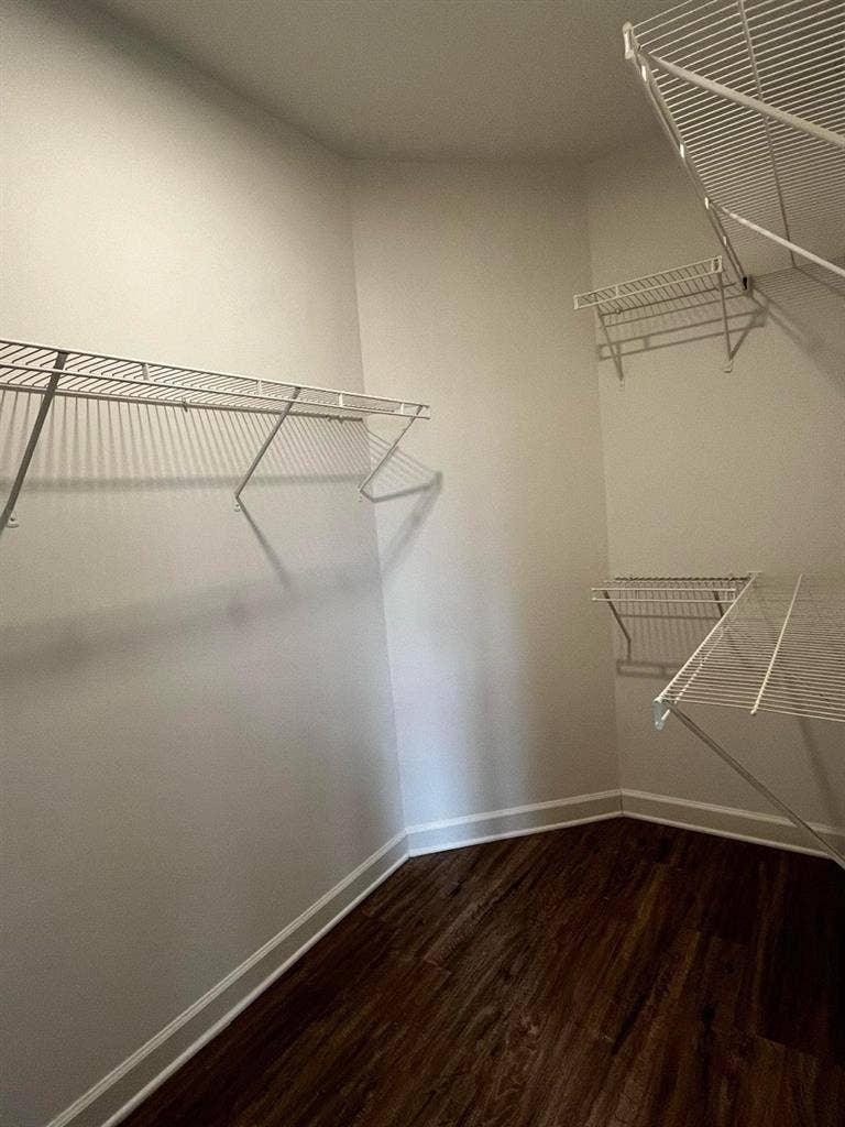 2 bed-2 bath Room for Rent