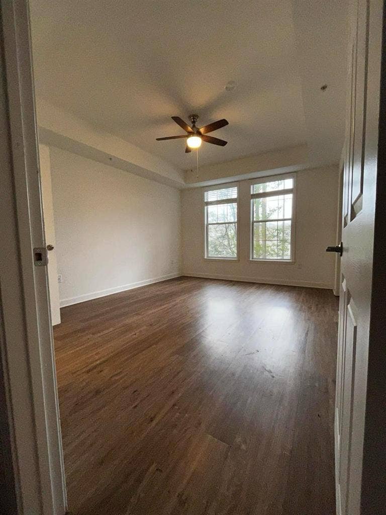 2 bed-2 bath Room for Rent