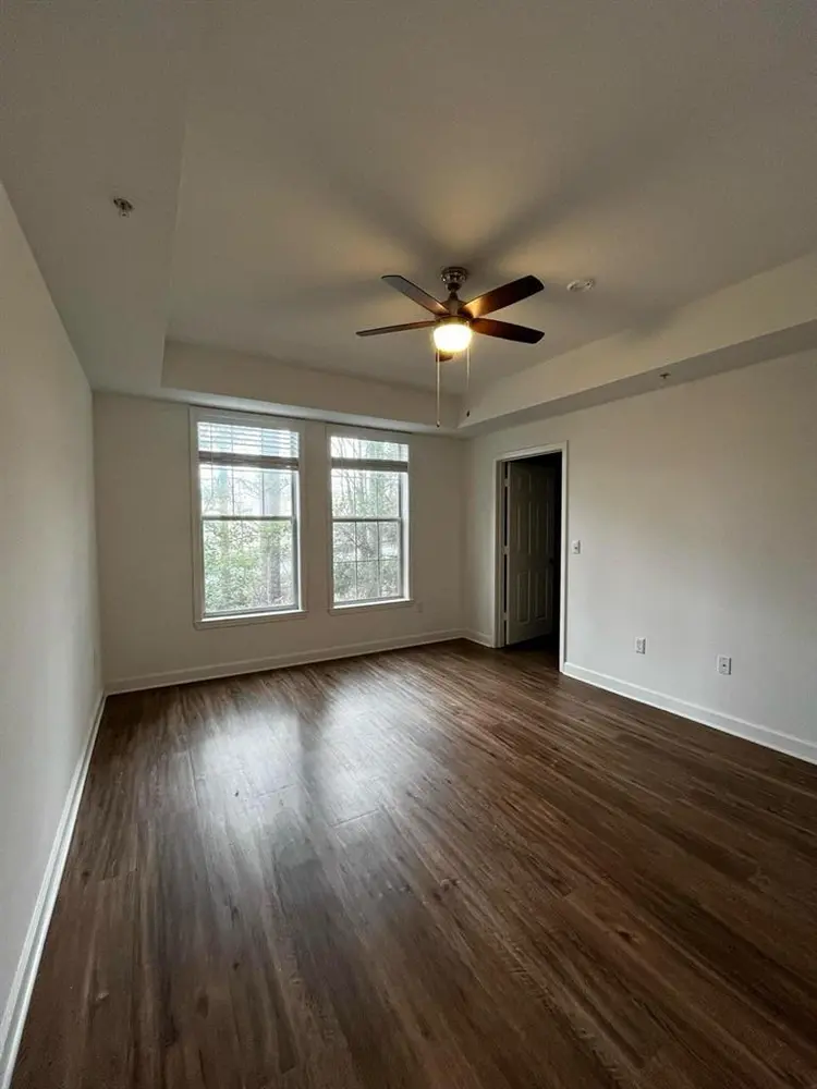 2 bed-2 bath Room for Rent