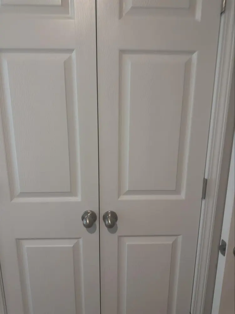 Room for rent ready now By Downtown