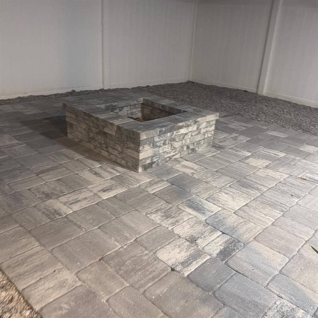 Room for rent ready now By Downtown