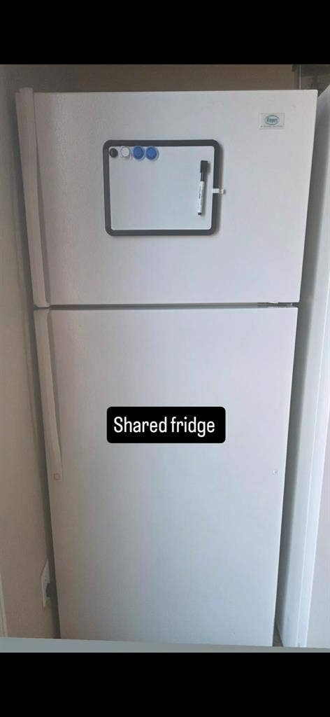 Room available Now in peaceful Home