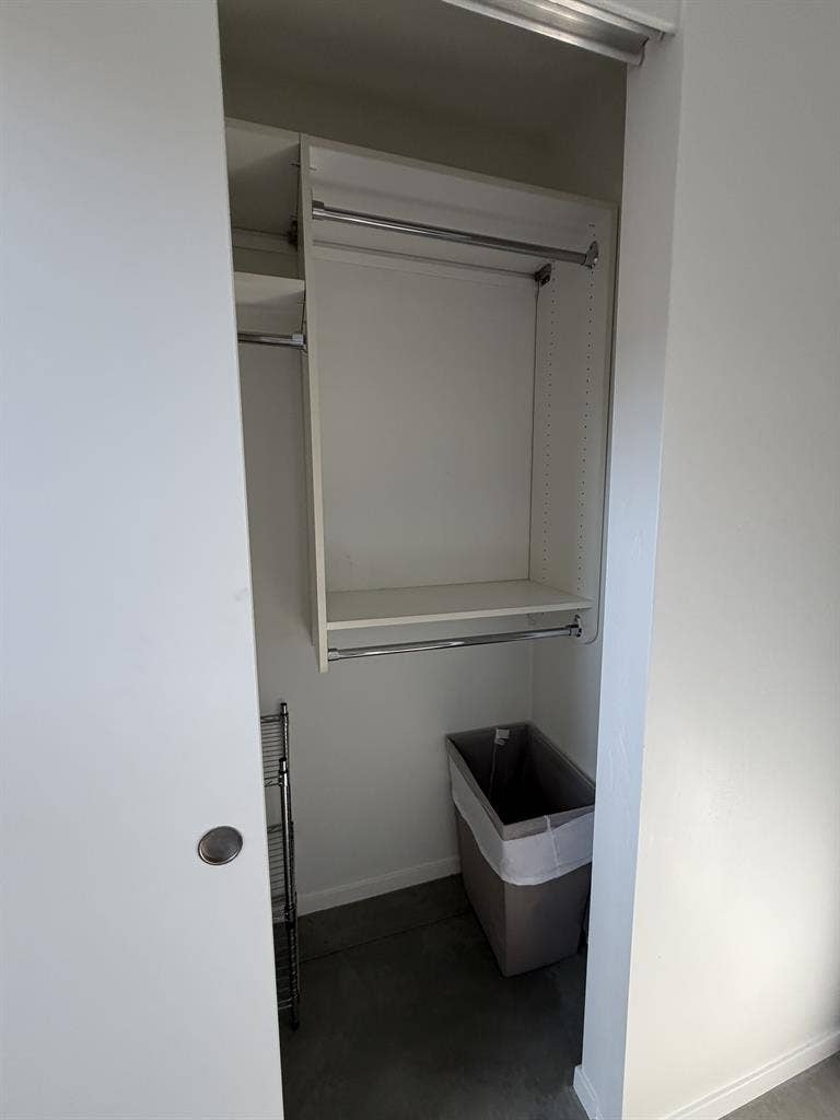 DT Phoenix Private Room For Rent